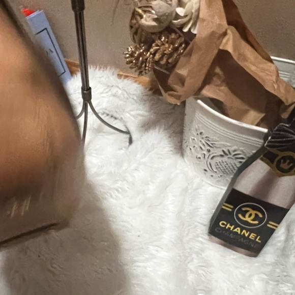 Givenchy Tan Leather Large New Line Flap Tote Shoulder Bag - Picture 6 of 12